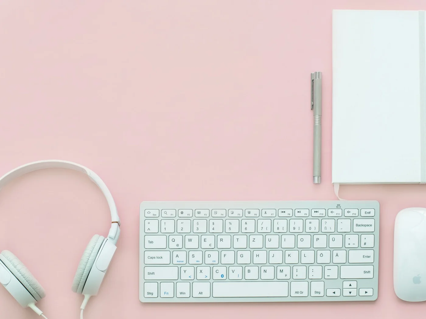 Setup de streaming pastel esthétique